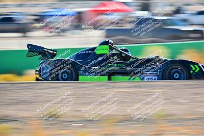 media/Oct-18-2025-Extreme Speed (Sat) [[d6d7e1fef1]]/Red-Green/